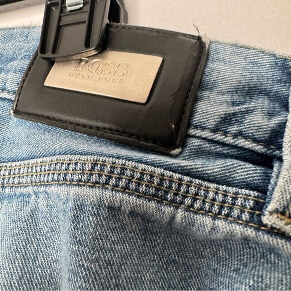 Vintage Hugo Boss jeans size 40 - Picture 6 of 7